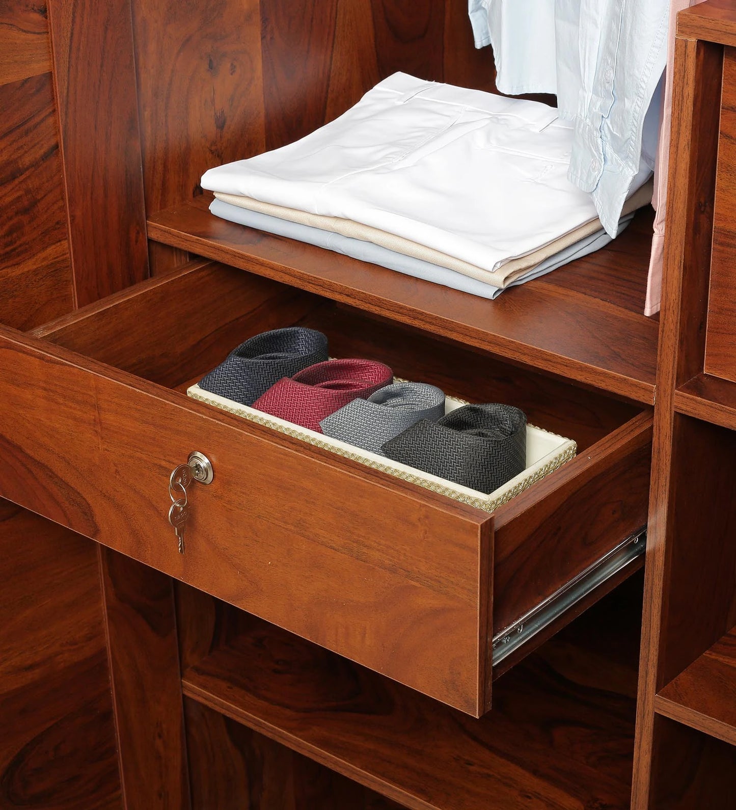 3 Door Wardrobe in Sheesham Woodpore Finish With Drawer & Locker